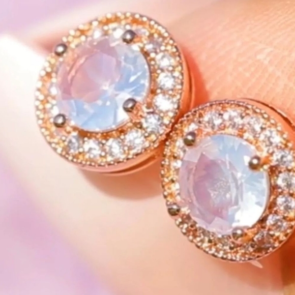 Laguna Earrings By Oomiay - Picture 2 of 2